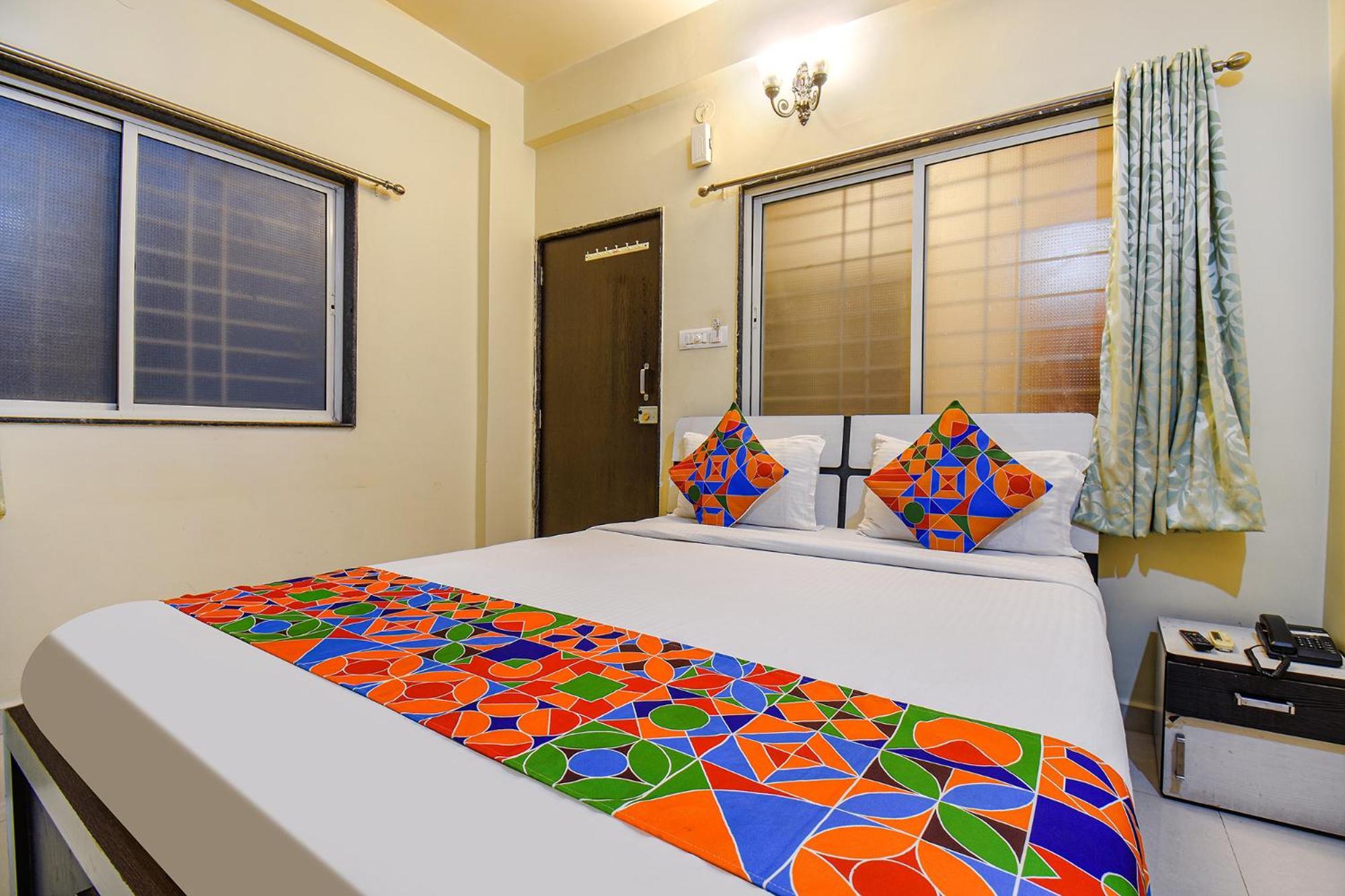 Hotel OYO 80616 4 Star Executive Pune Exterior foto
