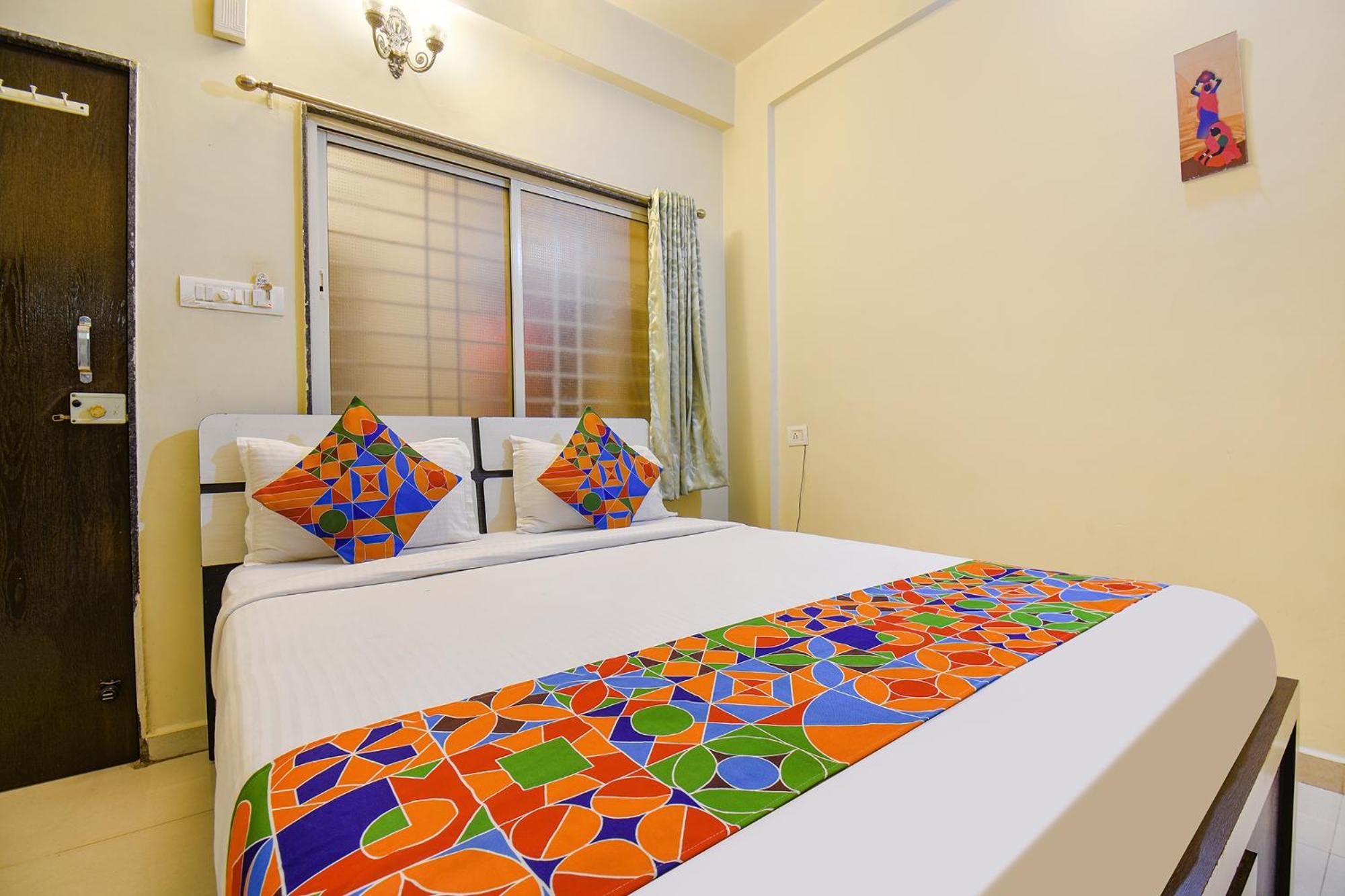 Hotel OYO 80616 4 Star Executive Pune Exterior foto